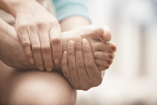 10 Tips for Maintaining Healthy Feet